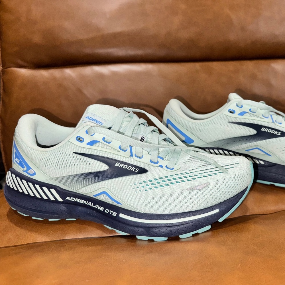 Women’s Brooks ADRENALINE GTS